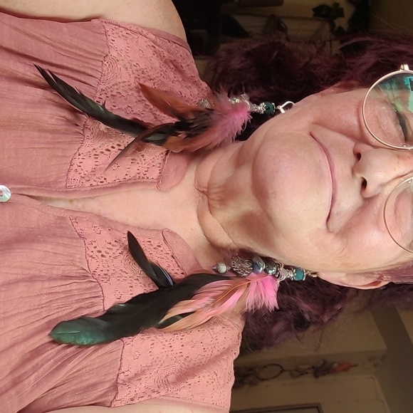 Pierced Feather Earrings - Picture 2 of 3